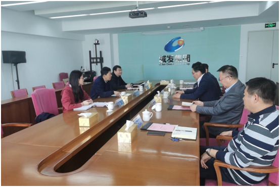 市住建局副局長杜本好一行蒞臨集團公司就政協(xié)委員提案進行答復