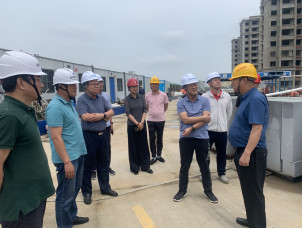 青島城發(fā)集團副總經(jīng)理胡濱波一行赴城發(fā)建投公司項目一線開展安全維穩(wěn)指導(dǎo)檢查